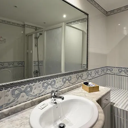 Sofeelings Piso 1, Baixa De Guest house *